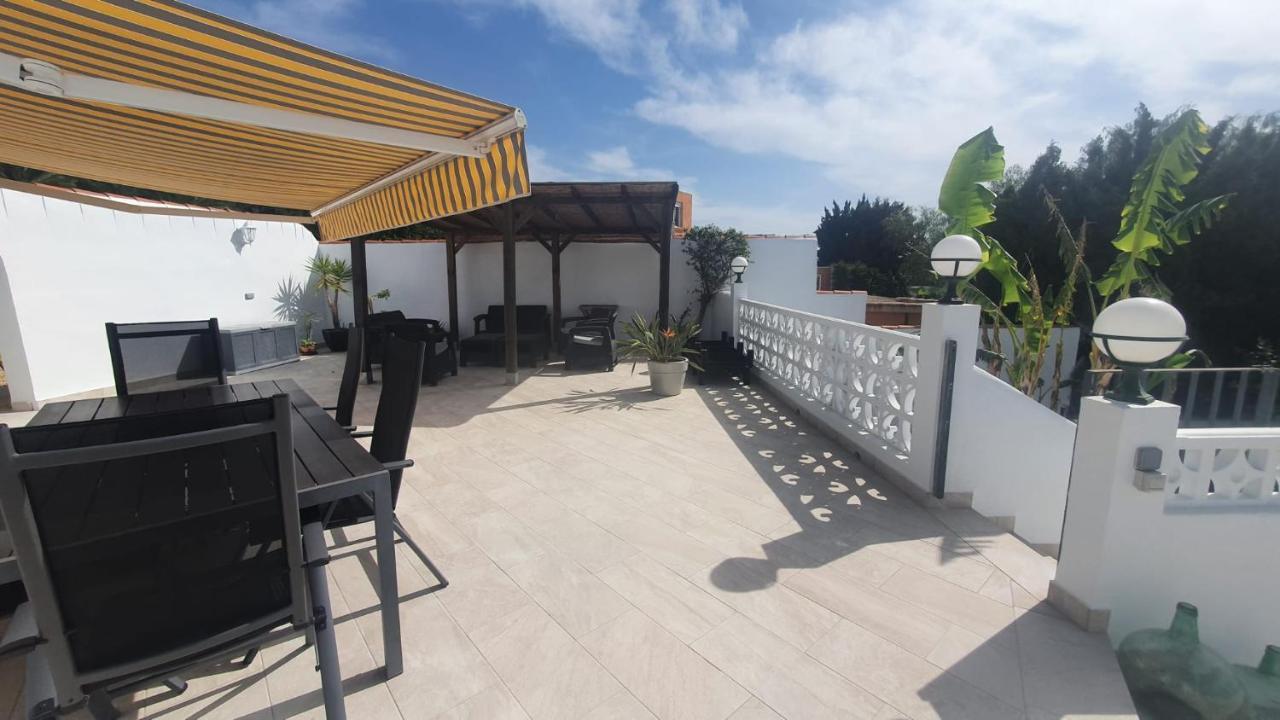 Cheerful 2-Bedroom Villa With Private Pool Calpe Bagian luar foto